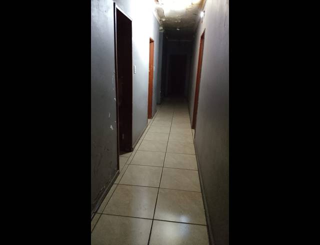 7 BEDROOM HOUSE FOR SALE IN VANDERBIJLPARK CE 5